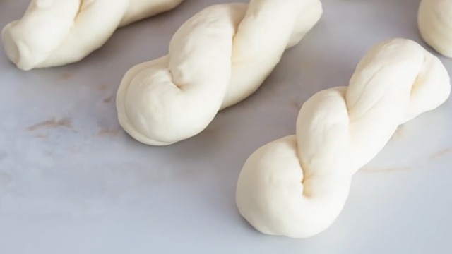 bicho bicho formed dough